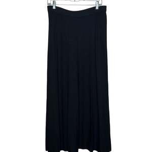St John Collection Marie Gray Black 14 Vertical Ribbed Santana Knit Maxi Skirt